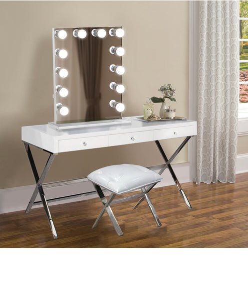 Martinique Dimmable Hollywood mirror | Table Top Or Wall Mount | Plug-in