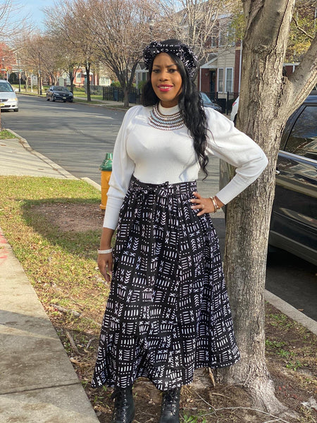Black and white Maxi Skirt & bag