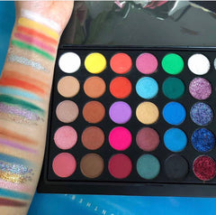 Glitter queen eyeshadow palette