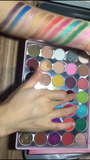 Slay pigmented eyeshadow & glitter  palette